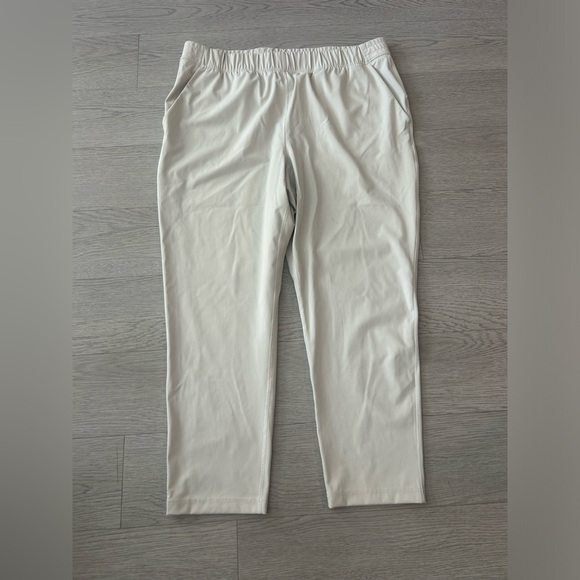 ARITZIA BABATON Weekender Pant Ankle High Waisted Rise Bone Pull-On Sweat Wicker - Picture 2 of 6